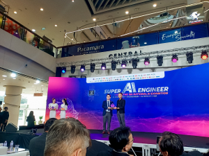 หน่วยบ่มเพาะปัญญาประดิษฐ์ มรภ.เทพสตรี ร่วมงาน Super AI Engineer: The 5th National AI Exhibition