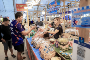 มรภ.เทพสตรี ร่วมงาน OTOP สร้างสุขสู่ชุมชนฯ