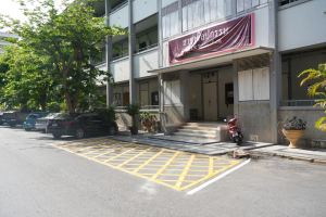 มรภ.เทพสตรี ปรับปรุงภูมิทัศน์และทาสีจุดจอดรถ-ทางม้าลาย สร้างสภาพแวดล้อมปลอดภัยสำหรับทุกคน