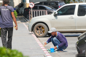 มรภ.เทพสตรี ปรับปรุงภูมิทัศน์และทาสีจุดจอดรถ-ทางม้าลาย สร้างสภาพแวดล้อมปลอดภัยสำหรับทุกคน