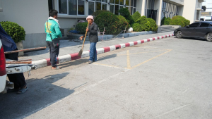 มรภ.เทพสตรี ปรับปรุงภูมิทัศน์และทาสีจุดจอดรถ-ทางม้าลาย สร้างสภาพแวดล้อมปลอดภัยสำหรับทุกคน