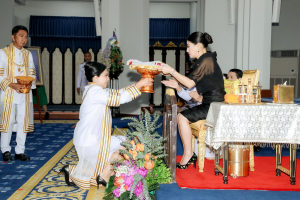 นายกสภาและอธิการบดี มรภ. 38 แห่ง ทูลเกล้าฯ ถวายปริญญาดุษฎีบัณฑิตกิตติมศักดิ์ แด่ สมเด็จพระเจ้าลูกเธอ เจ้าฟ้าสิริวัณณวรี นารีรัตนราชกัญญา