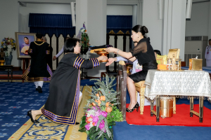 นายกสภาและอธิการบดี มรภ. 38 แห่ง ทูลเกล้าฯ ถวายปริญญาดุษฎีบัณฑิตกิตติมศักดิ์ แด่ สมเด็จพระเจ้าลูกเธอ เจ้าฟ้าสิริวัณณวรี นารีรัตนราชกัญญา