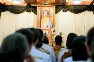 มรภ.เทพสตรี ประกอบพิธีสวดพระอภิธรรมอุทิศถวายพระราชกุศลแด่ สมเด็จพระนางเจ้าสิริกิติ์ พระบรมราชินีนาถ พระบรมราชชนนีพันปีหลวง