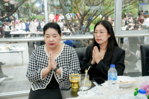 มรภ.เทพสตรี จัดพิธีทำบุญตักบาตรอุทิศถวายพระราชกุศลแด่ สมเด็จพระนางเจ้าสิริกิติ์ พระบรมราชินีนาถ พระบรมราชชนนีพันปีหลวง