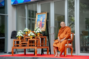 มรภ.เทพสตรี จัดพิธีทำบุญตักบาตรอุทิศถวายพระราชกุศลแด่ สมเด็จพระนางเจ้าสิริกิติ์ พระบรมราชินีนาถ พระบรมราชชนนีพันปีหลวง