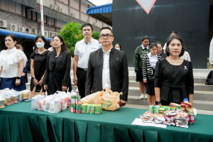 มรภ.เทพสตรี จัดพิธีทำบุญตักบาตรอุทิศถวายพระราชกุศลแด่ สมเด็จพระนางเจ้าสิริกิติ์ พระบรมราชินีนาถ พระบรมราชชนนีพันปีหลวง