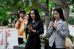 มรภ.เทพสตรี จัดพิธีทำบุญตักบาตรอุทิศถวายพระราชกุศลแด่ สมเด็จพระนางเจ้าสิริกิติ์ พระบรมราชินีนาถ พระบรมราชชนนีพันปีหลวง