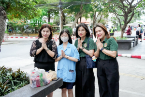 มรภ.เทพสตรี จัดพิธีทำบุญตักบาตรอุทิศถวายพระราชกุศลแด่ สมเด็จพระนางเจ้าสิริกิติ์ พระบรมราชินีนาถ พระบรมราชชนนีพันปีหลวง