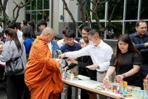 มรภ.เทพสตรี จัดพิธีทำบุญตักบาตรอุทิศถวายพระราชกุศลแด่ สมเด็จพระนางเจ้าสิริกิติ์ พระบรมราชินีนาถ พระบรมราชชนนีพันปีหลวง