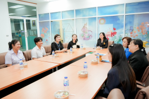 มรภ.เทพสตรี ต้อนรับคณะจากสำนักงานพัฒนาสังคมและความมั่นคงของมนุษย์ จ.ลพบุรี ในโอกาสเยี่ยมนักเรียนทุนพระราชทานเพื่อการสงเคราะห์