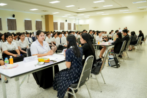 คณะมนุษยศาสตร์ฯ จัดสัมภาษณ์นักศึกษาเพื่อคัดเลือกเข้ารับทุนการศึกษาของคณะมนุษยศาสตร์ฯ