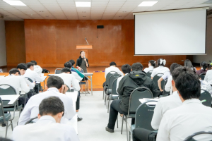 ศูนย์ภาษา จัดสอบวัดความรู้ภาษา TRU-EPT สำหรับนักศึกษาชั้นปีที่ 4