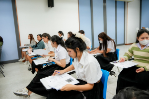 ศูนย์ภาษา จัดสอบวัดความรู้ภาษา TRU-EPT สำหรับนักศึกษาชั้นปีที่ 4