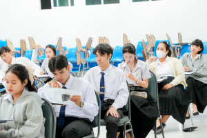 ศูนย์ภาษา จัดสอบวัดความรู้ภาษา TRU-EPT สำหรับนักศึกษาชั้นปีที่ 4