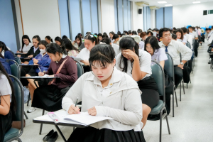 ศูนย์ภาษา จัดสอบวัดความรู้ภาษา TRU-EPT สำหรับนักศึกษาชั้นปีที่ 4