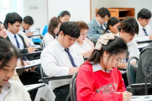 ศูนย์ภาษา จัดสอบวัดความรู้ภาษา TRU-EPT สำหรับนักศึกษาชั้นปีที่ 4