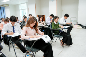ศูนย์ภาษา จัดสอบวัดความรู้ภาษา TRU-EPT สำหรับนักศึกษาชั้นปีที่ 4