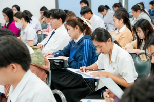 ศูนย์ภาษา จัดสอบวัดความรู้ภาษา TRU-EPT สำหรับนักศึกษาชั้นปีที่ 4