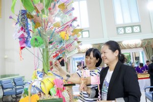 คณะมนุษยศาสตร์ฯ ร่วมกับ ชมรมศิษย์เก่าคณะมนุษยศาสตร์ฯ จัดเทศน์มหาชาติ มหากุศล ครบรอบ 50 ปี มนส. เพื่อจัดสรรเป็นทุนการศึกษาและสนับสนุนกิจกรรมพัฒนานักศึกษา