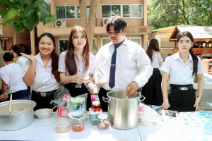 คณะมนุษยศาสตร์ฯ ร่วมกับ ชมรมศิษย์เก่าคณะมนุษยศาสตร์ฯ จัดเทศน์มหาชาติ มหากุศล ครบรอบ 50 ปี มนส. เพื่อจัดสรรเป็นทุนการศึกษาและสนับสนุนกิจกรรมพัฒนานักศึกษา