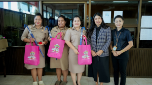 งานสื่อสารองค์กร มรภ.เทพสตรี เดินหน้ากิจกรรม “เคาะประตูโรงเรียน” ประชาสัมพันธ์งานมหาวิทยาลัยและการรับสมัครนักศึกษารอบปัจจุบัน ในเขตพื้นที่รับผิดชอบ