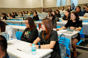 มรภ.เทพสตรี จัดโครงการพัฒนาจัดซื้อจัดจ้างและการบริหารพัสดุภาครัฐ พ.ศ. 2560 เพื่อสร้างความมั่นใจและความโปร่งใสในการปฏิบัติงานให้กับมหาวิทยาลัย