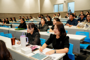 มรภ.เทพสตรี จัดโครงการพัฒนาจัดซื้อจัดจ้างและการบริหารพัสดุภาครัฐ พ.ศ. 2560 เพื่อสร้างความมั่นใจและความโปร่งใสในการปฏิบัติงานให้กับมหาวิทยาลัย