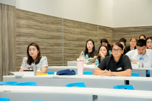 มรภ.เทพสตรี จัดโครงการพัฒนาจัดซื้อจัดจ้างและการบริหารพัสดุภาครัฐ พ.ศ. 2560 เพื่อสร้างความมั่นใจและความโปร่งใสในการปฏิบัติงานให้กับมหาวิทยาลัย