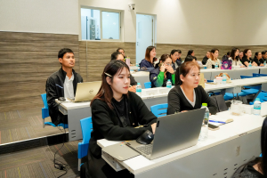 มรภ.เทพสตรี จัดโครงการพัฒนาจัดซื้อจัดจ้างและการบริหารพัสดุภาครัฐ พ.ศ. 2560 เพื่อสร้างความมั่นใจและความโปร่งใสในการปฏิบัติงานให้กับมหาวิทยาลัย