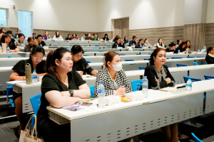 มรภ.เทพสตรี จัดโครงการพัฒนาจัดซื้อจัดจ้างและการบริหารพัสดุภาครัฐ พ.ศ. 2560 เพื่อสร้างความมั่นใจและความโปร่งใสในการปฏิบัติงานให้กับมหาวิทยาลัย