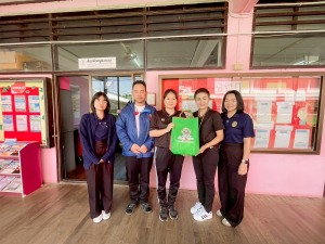 งานสื่อสารองค์กร มรภ.เทพสตรี เดินหน้ากิจกรรม “เคาะประตูโรงเรียน” ประชาสัมพันธ์งานมหาวิทยาลัยและการรับสมัครนักศึกษารอบปัจจุบัน ในเขตพื้นที่รับผิดชอบ