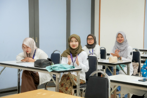 มรภ.เทพสตรี โดยศูนย์ภาษา จัดกิจกรรมนำเสนอผลการฝึกประสบการณ์การสอนของนักศึกษาจาก UNS ประเทศอินโดนีเซีย