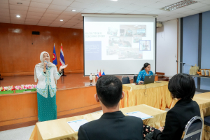 มรภ.เทพสตรี โดยศูนย์ภาษา จัดกิจกรรมนำเสนอผลการฝึกประสบการณ์การสอนของนักศึกษาจาก UNS ประเทศอินโดนีเซีย