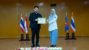 มรภ.เทพสตรี โดยศูนย์ภาษา จัดกิจกรรมนำเสนอผลการฝึกประสบการณ์การสอนของนักศึกษาจาก UNS ประเทศอินโดนีเซีย