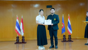 มรภ.เทพสตรี โดยศูนย์ภาษา จัดกิจกรรมนำเสนอผลการฝึกประสบการณ์การสอนของนักศึกษาจาก UNS ประเทศอินโดนีเซีย