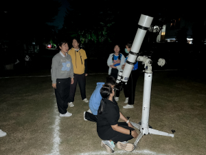 ศูนย์วิทยาศาสตร์ จัดกิจกรรมดาราศาสตร์ รร.บรรจงรัตน์ เพื่อให้นักเรียนได้สัมผัสและเรียนรู้เกี่ยวกับดาวเคราะห์ในระบบสุริยะด้วยประสบการณ์ตรง