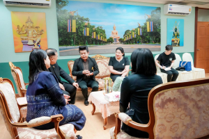 อธิการบดี นำผู้บริหาร มรภ.เทพสตรี เข้าพบ ผวจ.สิงห์บุรี ในโอกาสได้รับการแต่งตั้งให้ดำรงตำแหน่งผู้ว่าราชการจังหวัดสิงห์บุรีและคารวะขอพรในโอกาสวันปีใหม่พร้อมร่วมหารือการทำงานระหว่างมหาวิทยาลัยกับจังหวัด