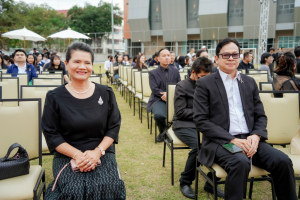มรภ.เทพสตรี และ กระทรวง อว. จัดงานดนตรีในสวน : H.M. Song อว. บรรเลงเพลงของพ่อ เทิดพระเกียรติ รัชกาลที่ 9 เพื่อน้อมรำลึกถึงพระปรีชาสามารถด้านดนตรี และสืบสานบทเพลงพระราชนิพนธ์โดยคนรุ่นใหม่