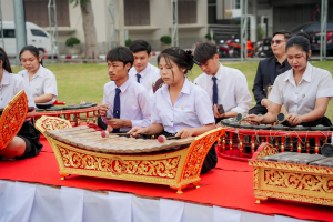 มรภ.เทพสตรี และ กระทรวง อว. จัดงานดนตรีในสวน : H.M. Song อว. บรรเลงเพลงของพ่อ เทิดพระเกียรติ รัชกาลที่ 9 เพื่อน้อมรำลึกถึงพระปรีชาสามารถด้านดนตรี และสืบสานบทเพลงพระราชนิพนธ์โดยคนรุ่นใหม่