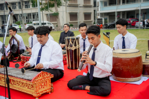 มรภ.เทพสตรี และ กระทรวง อว. จัดงานดนตรีในสวน : H.M. Song อว. บรรเลงเพลงของพ่อ เทิดพระเกียรติ รัชกาลที่ 9 เพื่อน้อมรำลึกถึงพระปรีชาสามารถด้านดนตรี และสืบสานบทเพลงพระราชนิพนธ์โดยคนรุ่นใหม่