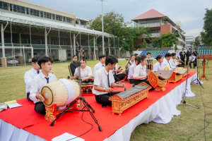 มรภ.เทพสตรี และ กระทรวง อว. จัดงานดนตรีในสวน : H.M. Song อว. บรรเลงเพลงของพ่อ เทิดพระเกียรติ รัชกาลที่ 9 เพื่อน้อมรำลึกถึงพระปรีชาสามารถด้านดนตรี และสืบสานบทเพลงพระราชนิพนธ์โดยคนรุ่นใหม่
