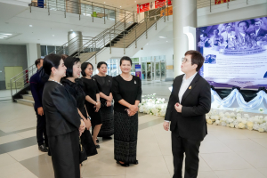 มรภ.เทพสตรี และ กระทรวง อว. จัดงานดนตรีในสวน : H.M. Song อว. บรรเลงเพลงของพ่อ เทิดพระเกียรติ รัชกาลที่ 9 เพื่อน้อมรำลึกถึงพระปรีชาสามารถด้านดนตรี และสืบสานบทเพลงพระราชนิพนธ์โดยคนรุ่นใหม่