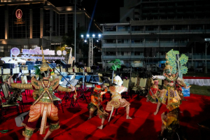 มรภ.เทพสตรี และ กระทรวง อว. จัดงานดนตรีในสวน : H.M. Song อว. บรรเลงเพลงของพ่อ เทิดพระเกียรติ รัชกาลที่ 9 เพื่อน้อมรำลึกถึงพระปรีชาสามารถด้านดนตรี และสืบสานบทเพลงพระราชนิพนธ์โดยคนรุ่นใหม่