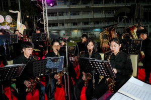 มรภ.เทพสตรี และ กระทรวง อว. จัดงานดนตรีในสวน : H.M. Song อว. บรรเลงเพลงของพ่อ เทิดพระเกียรติ รัชกาลที่ 9 เพื่อน้อมรำลึกถึงพระปรีชาสามารถด้านดนตรี และสืบสานบทเพลงพระราชนิพนธ์โดยคนรุ่นใหม่