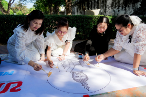 สำนักศิลปะและวัฒนธรรม ร่วมกับภาคีเครือข่าย จัดกิจกรรมวาดภาพพระบฏ งานทำบุญเมืองลพบุรี ครั้งที่ 26 ถวายเป็นพุทธบูชาแด่พระรัตนตรัย และเฉลิมพระเกียรติถวายเป็นพระราชกุศลแด่ สมเด็จพระพันปีหลวง