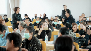 มรภ.เทพสตรี ร่วมกับ จังหวัดลพบุรี และสำนักงานทรัพยากรธรรมชาติและสิ่งแวดล้อมจังหวัดลพบุรี พัฒนาอาสาสมัครเฝ้าระวังและป้องกันปัญหาลิงในชุมชน เสริมองค์ความรู้เพื่อการบริหารจัดการอย่างเป็นระบบและยั่งยืน