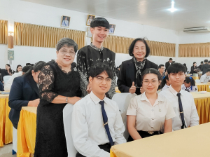 นศ. มรภ.เทพสตรี คว้ารางวัลชนะเลิศ ระดับอุดมศึกษา การประชันกลอนสด ระดับชาติ ชิงโล่พระราชทาน สมเด็จพระกนิษฐาธิราชเจ้า กรมสมเด็พระเทพรัตนราชสุดาฯ สยามบรมราชกุมารี