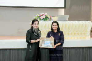 คณะมนุษยศาสตร์ฯ 3 มหาวิทยาลัยราชภัฏ ผนึกกำลังจัดการประชุมเครือข่ายสภาคณบดี คณะมนุษยศาสตร์ฯ มรภ.แห่งประเทศไทย และการอบรมการพัฒนาผู้บริหารและบุคลากรทางการศึกษาคณะมนุษยศาสตร์ฯ