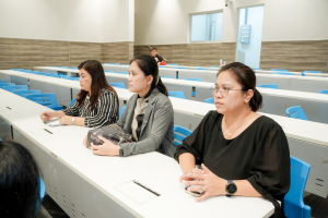 รพ.อานันทมหิดล จัดกิจกรรมประชาสัมพันธ์สิทธิประกันสังคมให้กับผู้ประกันตนของ มรภ.เทพสตรี ในการตัดสินใจเลือกสถานพยาบาลหลัก ประจำปี พ.ศ. 2569